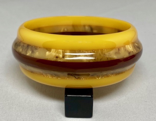 AB112 Brandon tricolor laminated bakelite bangle