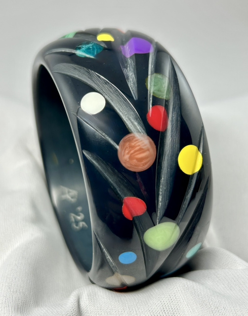 AP22 wide cobalt with slash carving and confetti dots bakelite bangle