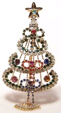 CHR18 bow standing xmas tree pin