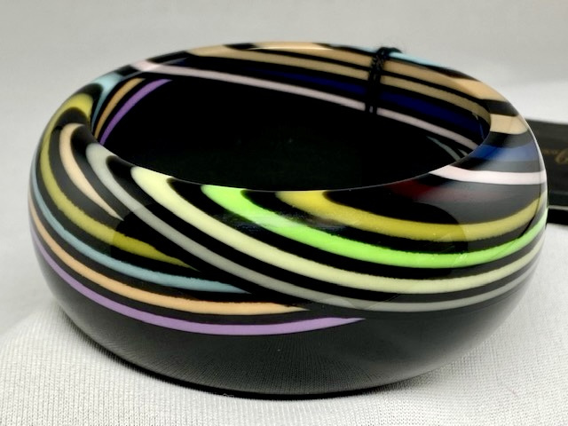 SO110 Sobral black Optic resin bangle