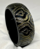 PO40 PONO black & greenish gold pagoda bangle